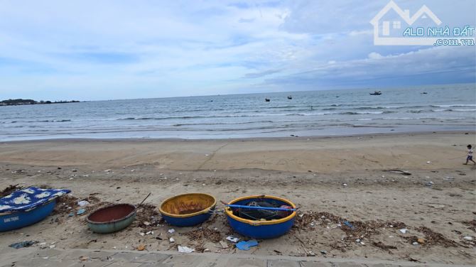 Chính chủ bán đất view sát biển Mỹ Khê 204m², mặt tiền 10m, 2 hẻm, Đông Nam, không dính QH - 15
