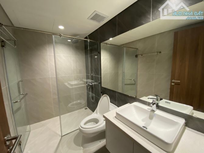 HOT! CHO THUÊ CĂN HỘ  FLC Twin Tower - 265 Cầu Giấy 2 PHÒNG NGỦ FULL ĐỒ GIÁ CHỈ 16.5TRIỆU/ - 18