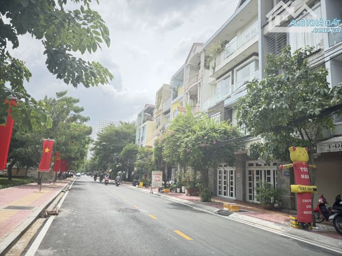 Bán Đất MT  Đường Nguyễn Thị Mười - 4m x 20m - 80m.2- Đối Diện công Viên - F4 Q8 - 2