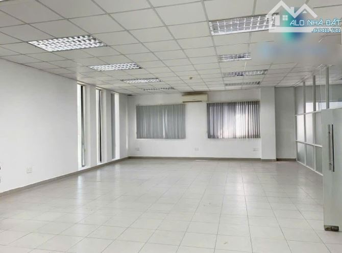 Toà nhà văn phòng đường Võ Thị Sáu P7 Quận 3. DT 13x30m kế cấu 1 hầm 7 tầng giá 160 tỷ - 2