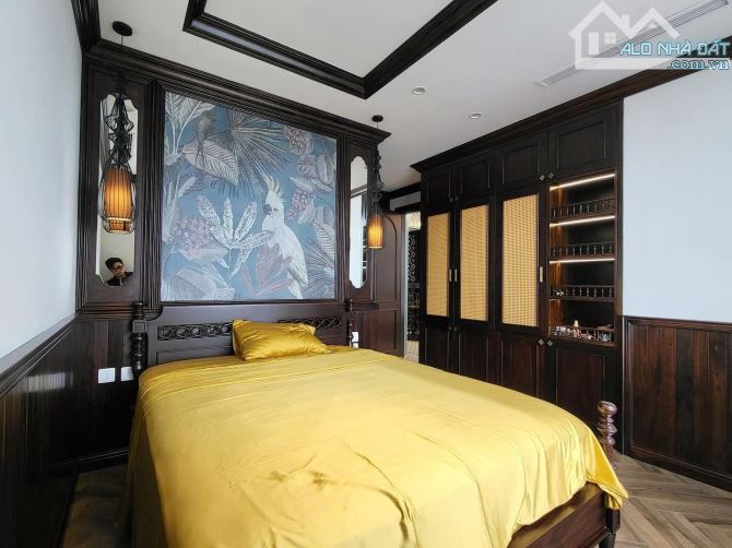 BÁN GẤP KHÁCH SẠN 5* MẶT PHỐ HÀNG TRỐNG 140M2 - 13 TẦNG THANG MÁY - 8M MẶT TIỀN - 318 TỶ - 2