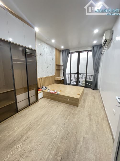 HIẾM - BÁN NHÀ TT CẦU GIẤY – NGÕ THÔNG, NÔNG – Ô TÔ TRÁNH GẦN NHÀ - 35M - NHỈNH 7 TỶ - 2