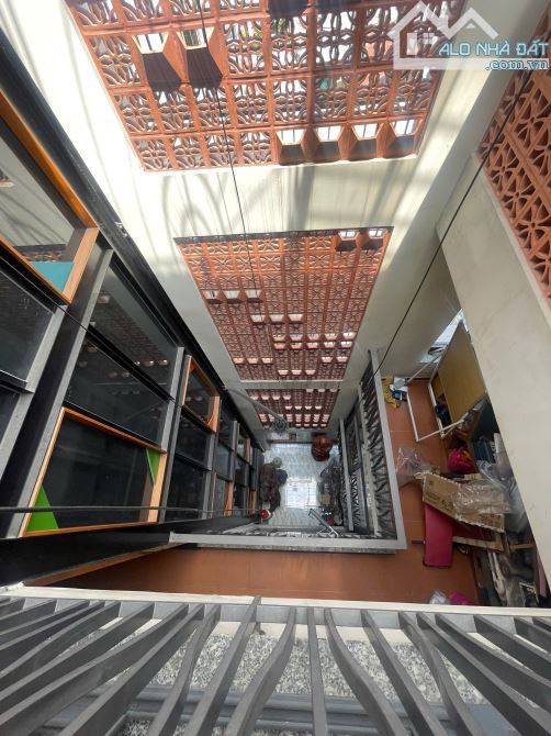 Bán Biệt Thự hẻm 8m 109/24 Dương Bá Trạc, 8X13M, 4 Tầng, đẹp, giá 17.5 tỷ - 2