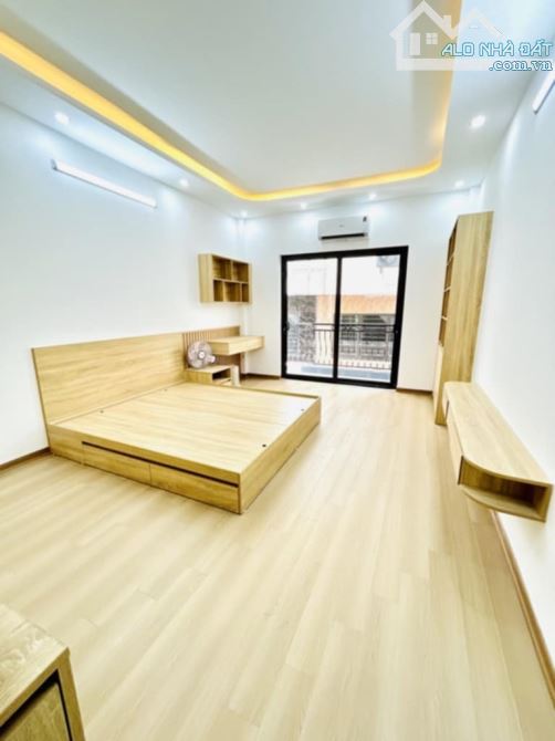 BÁN NHÀ NGUYỄN CẢNH DỊ 38M2 5 TẦNG 4 PHÒNG MT 4M 7 TỶ NHỈNH - 2