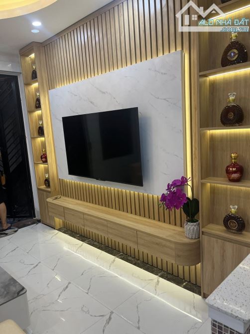 CHÍNH KINH THANH XUÂN NHÀ MỚI ĐẸP FULL NỘI THẤT 100M RA PHỐ 25M2  4 TẦNG 6 TỶ - 2