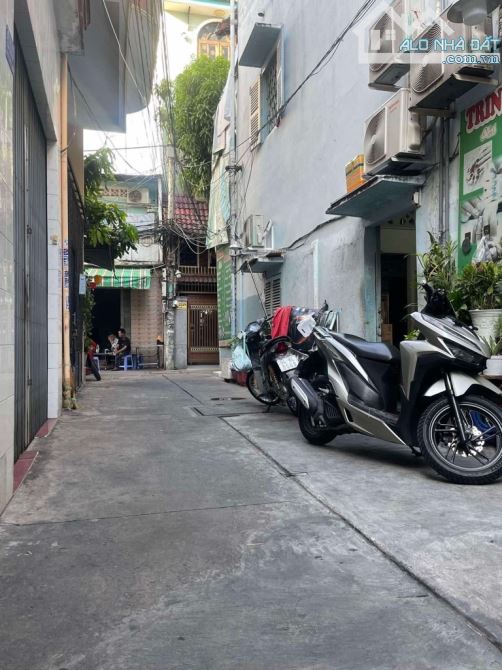 3 TẦNG, 4 x 16, NGAY LÊ TRỌNG TẤN, HẺM XE HƠI, CHỈ 4.9tỷ - 2