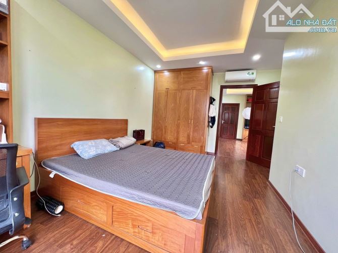 BÁN NHÀ PHÂN LÔ 2 MẶT NGÕ Ô TÔ TRÁNH PHỐ ĐÀO TẤN - 70M2 - 5 TẦNG - 5.5M MẶT TIỀN- 28.5 TỶ - 2