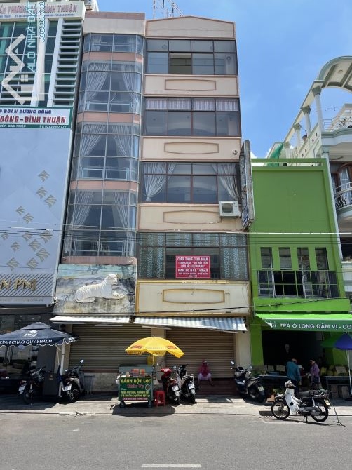 Cho thuê nhà 5 tầng, Vườn Bông Nguyễn Thị Minh Khai, Tp Phan Thiết - 2