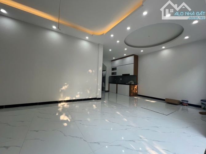 🚗 NHÀ 4 TẦNG MỚI TINH– PHÂN LÔ SƠN ĐỒNG – Ô TÔ LÙI TẬN CỬA! GIÁ CHỈ 4.9 TỶ 🏠 - 2