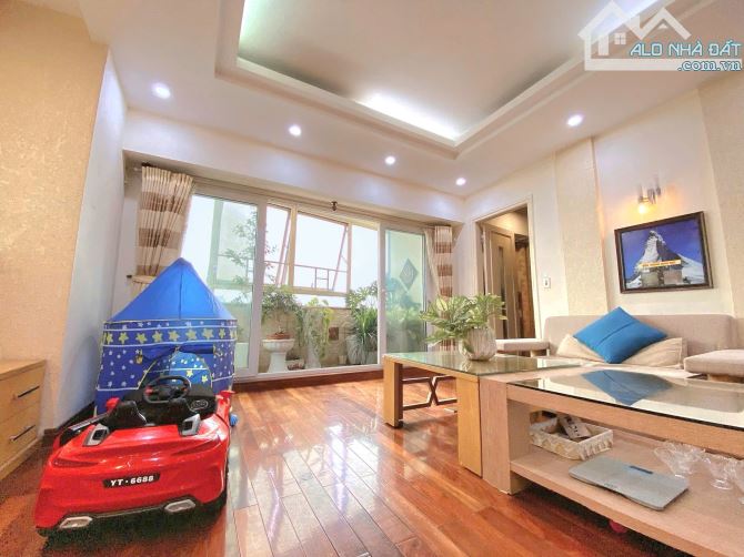 MẶT PHỐ GIẢNG VÕ 20 TỶ DT 30M MT 4M 6T KINH DOANH SIÊU ĐỈNH, VỈA HÈ ĐÁ BÓNG - 2