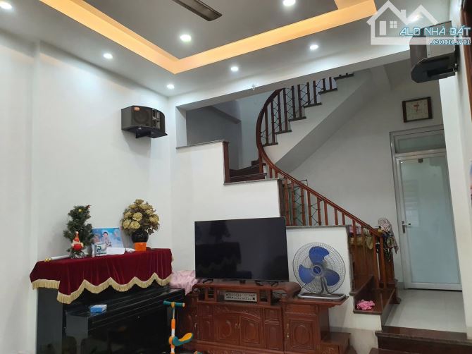 BÁN NHÀ TỔ 6 YÊN NGHĨA HÀ ĐÔNG, ĐƯỜNG OTO TẢI, NGÕ THÔNG, DÂN XÂY 91m2 x 4T, MT 8M, 13.1 T - 2