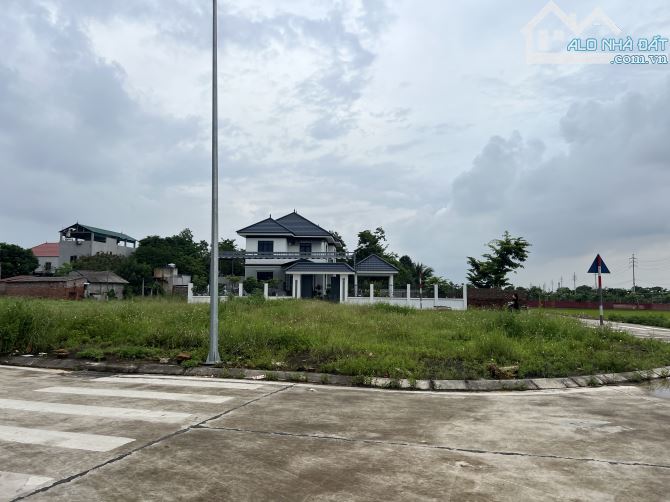 Lô đấy đẹp khu đấu giá .95m full Tân An -Hiền Ninh -Sóc Sơn .sổ đẹp giao dịch nhanh . - 2