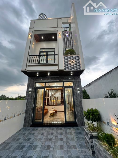 Chủ gửi bán nhà mới 100% siêu xịn mịn. Dọn vào ở ngay - 2