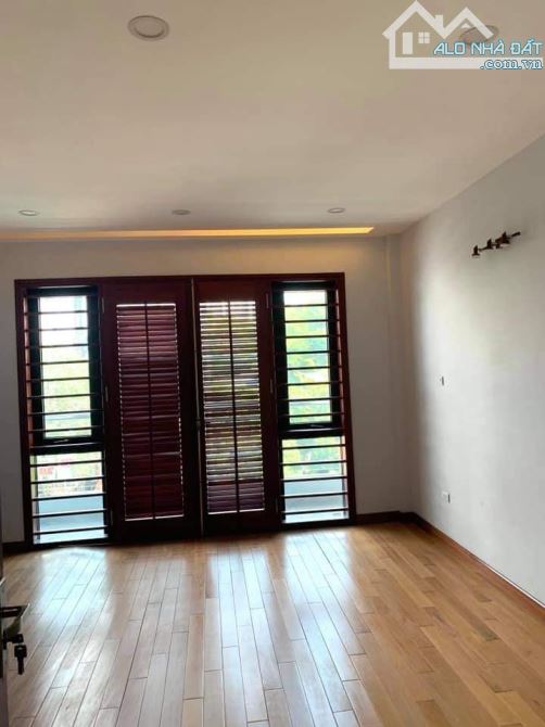 Bán nhà Khuất Duy Tiến, Thanh Xuân. 39m², 5 Tầng  – full nội thất, gần ô tô – giá 7.9 tỷ - 2