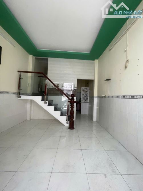 Quận 6, nhà 2 tầng, gần MT Bà hom, cách 10m ô tô thông, giá rẻ. - 2