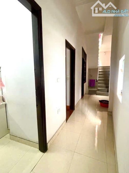 CƠ HỘI HIẾM CĂN NHÀ 3 TẦNG DIỆN TÍCH 68M GIÁ 8 TỶ DUY NHẤT XÓT LẠI MỸ ĐÌNH - 2