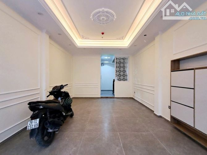 NHÀ ĐẸP ĐƯỜNG CỬA BẮC. VỚI PHONG CÂCH KIẾN TRÚC PHÁP. KINH DOANH HOMESTAY. NGÕ THÔNG CÁCH - 2