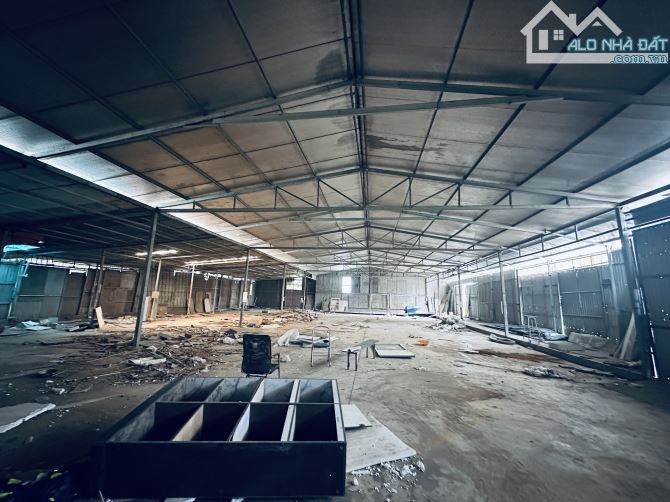 Cho thuê 700m2 xưởng có 400m2 lưu không đã đổ bê tông giá rẻ - 2