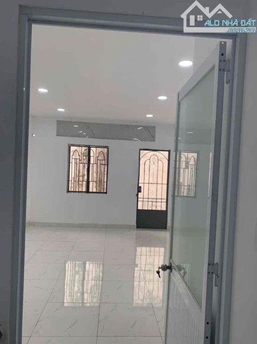 VỪA Ở VỪA CHO THUÊ ĐC 15TR/THÁNG- NHÀ 2 MẶT HẺM THOÁNG TT QUẬN,10 - 4 lầu BTCT - 7PN - 2