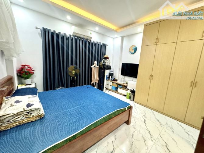 NHÀ CHỦ XÂY TÂM HUYẾT ĐẸP NGÔ QUYỀN HÀ ĐÔNG PHÂN LÔ NGÕ RỘNG 31M2 5 TẦNG 8 TỶ - 2