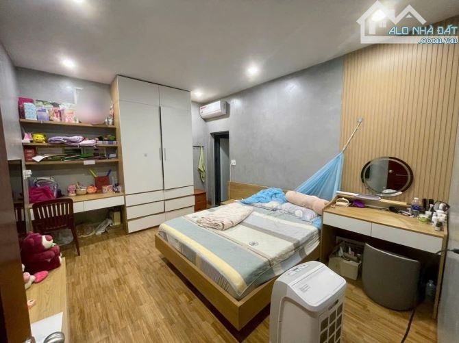 NHÀ CẤP 4 SIÊU RỘNG MẶT TIỀN ĐỖ XUÂN HỢP: 6.25 tỷ - 3