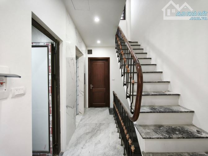 XUÂN LA TÂY HỒ NHÀ PHÂN LÔ 25 TỶ 60m 7TẦNG Ô TÔ TRÁNH VĨA HÈ RỘNG NHÀ ĐẸP Ở LUÔN - 3