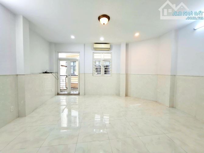 BÁN NHÀ 4 TẦNG MẶT HẺM Ô TÔ KHU K300 - TÂN BÌNH - DT:43M2 NGANG 5,3M - GIÁ 6,6 TỶ - 3