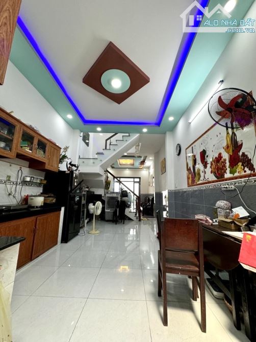 Nhà 2 Tầng sát Mặt tiền ĐÔNG HƯNG THUẬN 02, Q12 - Dt 85m2 (4.2 x 23), nhà đẹp ở ngay. - 3