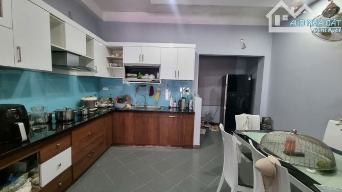Cầu GIấy mặt ngõ thông vỉa hè ô tô tránh  kinh doanh view hồ sổ đẹp 76m 19.4 tỷ - 3