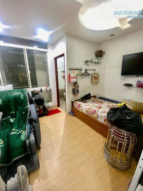 Phú Nhuận, nhà đẹp 5 Tầng ở ngay, gần MT Hoàng Văn Thụ, 176m2 Dtsd, Ở/Cho thuê, 8.15 Tỷ - 3