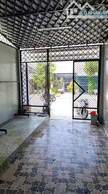 Bán gấp căn nhà cấp 4 đang cho thuê 4tr/th ngay Trần Thị Bốc, Thới Tam Thôn, Hóc Môn 800TR - 3