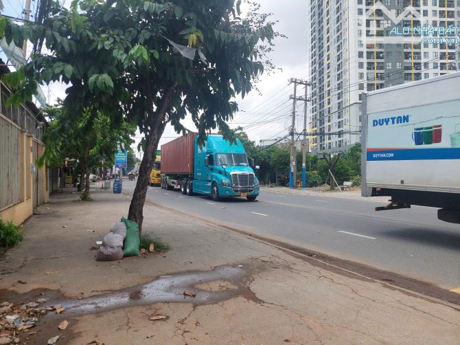 Bán Xưởng Dĩ An Ngang 10m MẶT TIỀN DT743, SHR,giá chỉ 42tr/m2 - 3