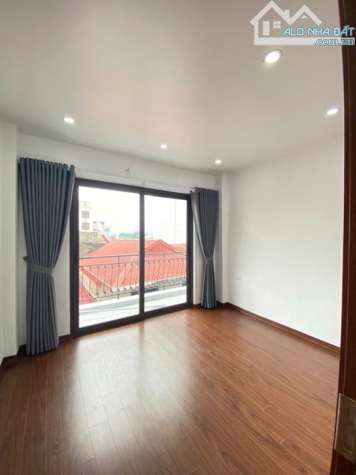 Hiếm - Nhà Mới , 5 Tầng . Thang Máy . Ở Khu Phân Lô Tăng Thiết Giáp - 4