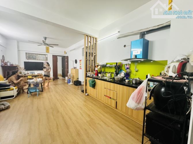 PHỐ BỒ ĐỀ 80M, Ô TÔ CÁCH 30M NHÀ ĐẸP CHỈ 10.5 TỶ - 4
