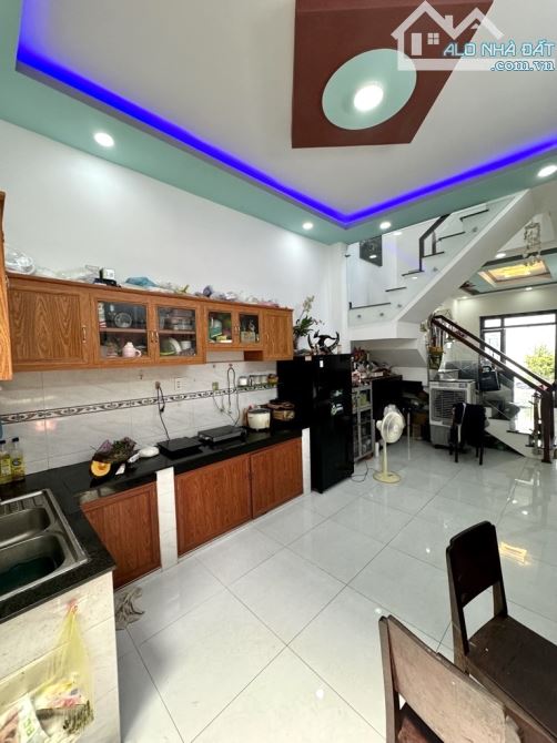 Nhà 2 Tầng sát Mặt tiền ĐÔNG HƯNG THUẬN 02, Q12 - Dt 85m2 (4.2 x 23), nhà đẹp ở ngay. - 4