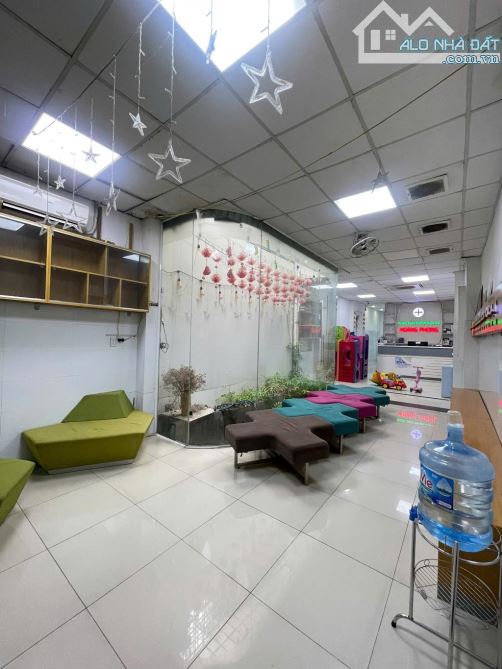 BÁN NHÀ 2 MẶT TIỀN ĐƯỜNG TÔ KÝ TRUNG TÂM Q12-160M-3 TẦNG- DÒNG TIỀN 50TR/TH- CHỈ 19.TỶ - 4