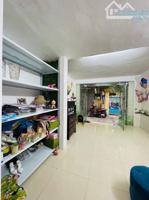 TẬP THỂ T1 – NGÕ 328 NGUYỄN TRÃI – 39M² – Ô TÔ – KINH DOANH – 3 NGỦ – SỔ ĐỎ – 4.55 TỶ - 4