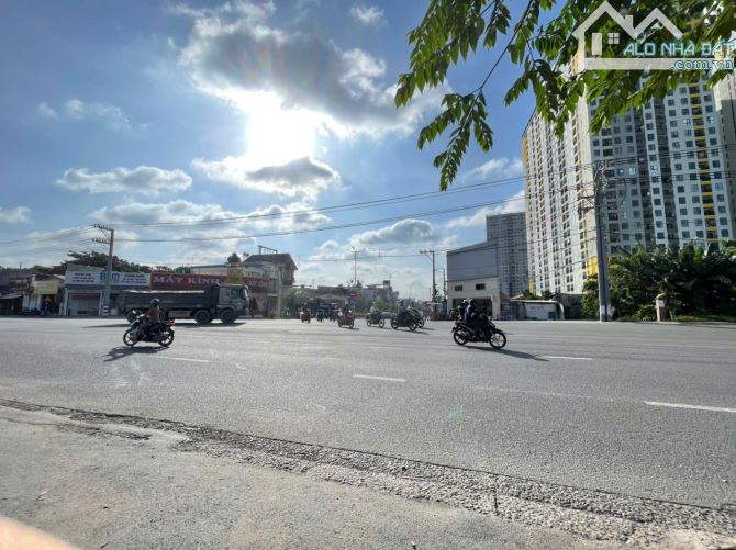 Nhà mặt tiền đường Quốc Lộ 1K, phường Đông Hoà, TP Dĩ An. 41 tỷ - 4