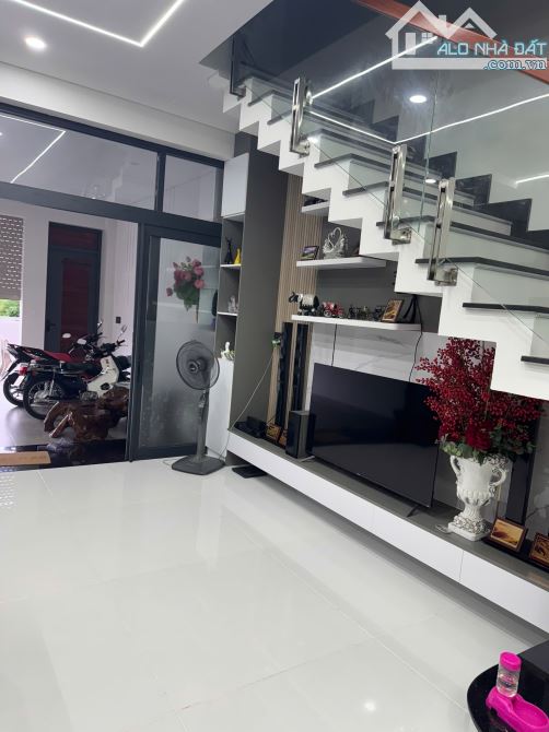 Bán nhà 1 trệt 2 lầu 100m2 khu Ocean Dunes, đối diện Công Viên Thể Thao - 4