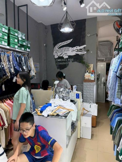 BÁN NHÀ MẶT PHỐ TRẦN QUÝ KIÊN-40M2, 5 TẦNG- VỈA HÈ RỘNG, KINH DOANH SẦM UẤT_ GIÁ 18.3 TỶ - 4