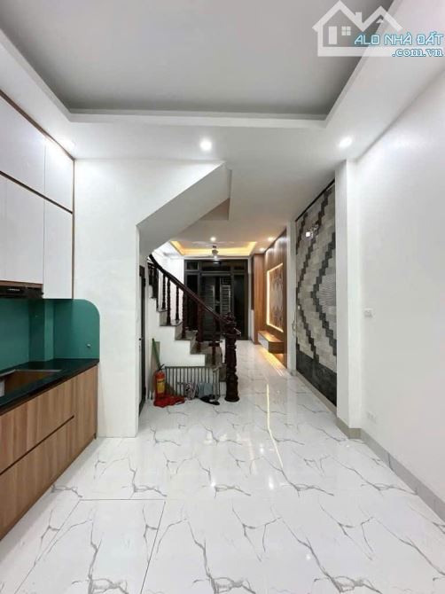 Ngõ 72 Nguyễn Trãi – 5 tầng đẹp – Vỉa hè ô tô tránh – Kinh doanh sầm uất – Gần Royal City - 4