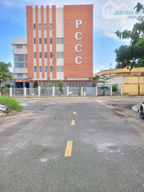 8,2Tỷ TL🔥Bán đất đường S_104m2, KDC Trung Tâm Hành Chính Dĩ An, p.Dĩ An, Tp.Dĩ An - 4