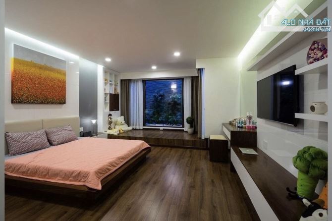 BÁN NHÀ NGAY KDC KIM SƠN,ĐƯỜNG SỐ 2,TÂN PHONG,Q7-GIÁ:4,71TỶ/84(5,6x15m).DÒNG TIỀN SẴN 23TR - 4