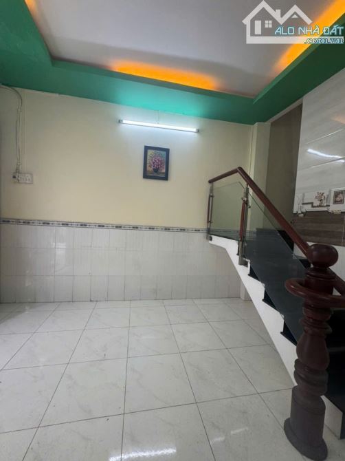 Quận 6, nhà 2 tầng, gần MT Bà hom, cách 10m ô tô thông, giá rẻ. - 4
