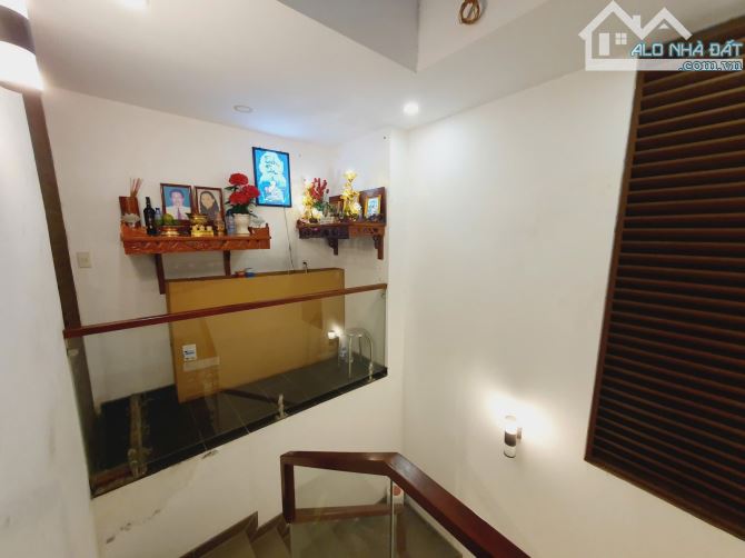 BÁN NHÀ 3 TẦNG HẺM RỘNG 8M - KHU PHÂN LÔ ĐƯỜNG SỐ 2 LÊ VĂN VIỆT Q9 - 4