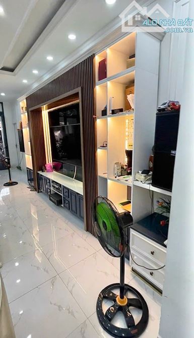 Căn Nhà Mái Thái Lô Góc Biệt Thự, KDC Phường Tam Hiệp – Gần GX Xuân Hòa & Đường Đồng Khởi. - 4