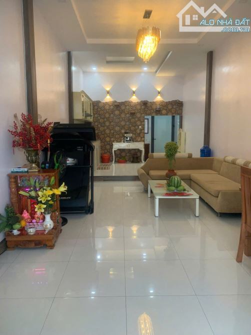 Bán ngôi nhà đẹp mới đẹp lung linh, hẻm xe hơi tránh nhau. P6.TP Mỹ Tho. - 4