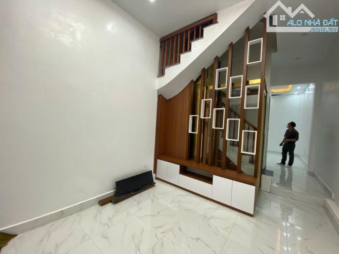 Hiếm - Nhà Mới , 5 Tầng . Thang Máy . Ở Khu Phân Lô Tăng Thiết Giáp - 5