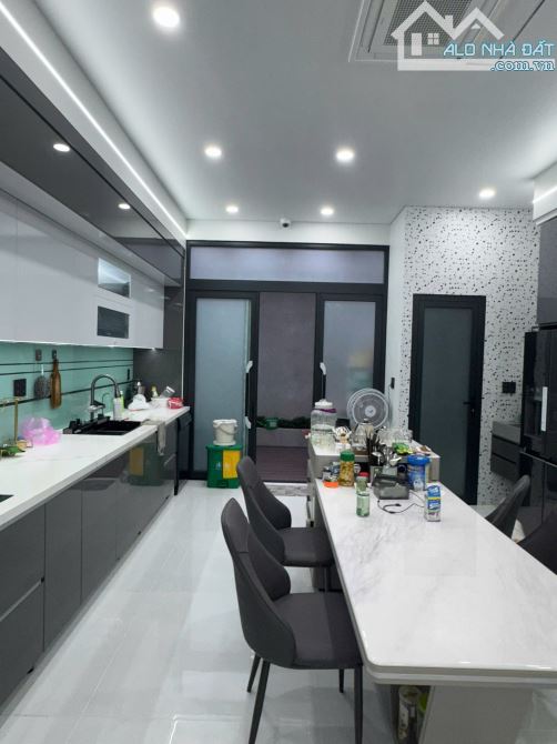 Bán nhà 1 trệt 2 lầu 100m2 khu Ocean Dunes, đối diện Công Viên Thể Thao - 5