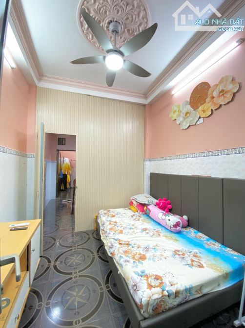 GIẢM SÂU, BÁN GẤP CHỈ CÒN 5.95TỶ.  SIÊU PHẨM VƯỜN CHUỐI QUẬN 3, 30M2, 5 TẦNG CÓ 2ST, 6PN - 5